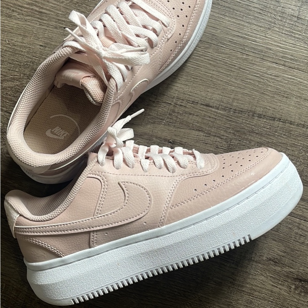 8.5 Nike court vision like new - Picture 2 of 4